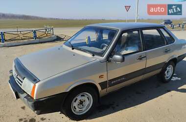 Седан ВАЗ / Lada 21099 2001 в Красилові