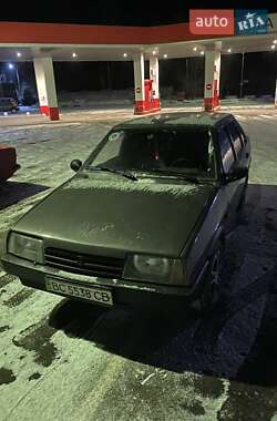 Седан ВАЗ / Lada 21099 2000 в Львове