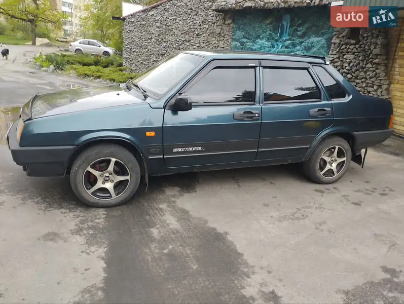 ВАЗ / Lada 21099