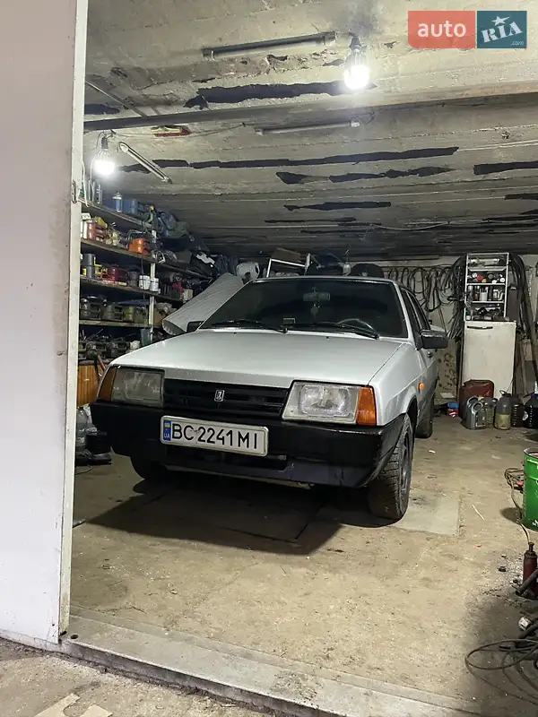 ВАЗ / Lada 21099