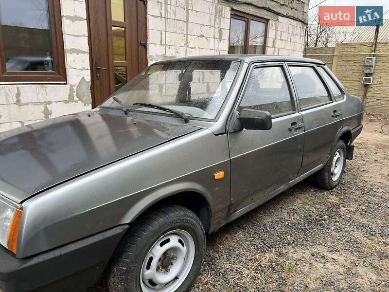 Седан ВАЗ / Lada 21099 2007 в Луцке