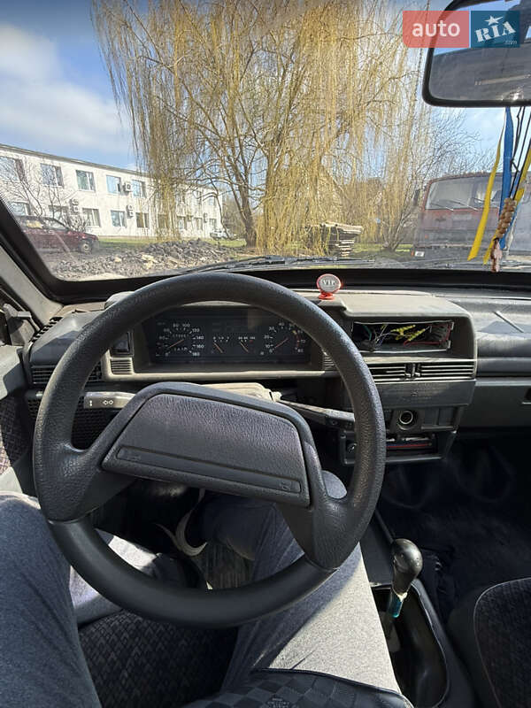 Седан ВАЗ / Lada 21099 2001 в Синельниково фото 10 Седан ВАЗ / Lada 21099 2001 в Синельниково