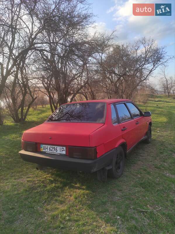 Седан ВАЗ / Lada 21099 1993 в Краматорске