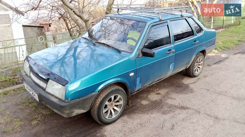 Седан ВАЗ / Lada 21099 1999 в Миколаєві