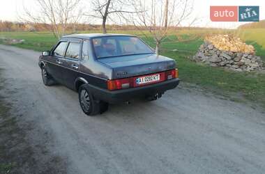 Седан ВАЗ 21099 2000 в 