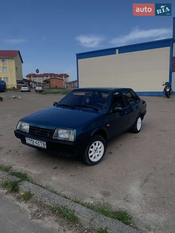 Седан ВАЗ 21099 1995 в 