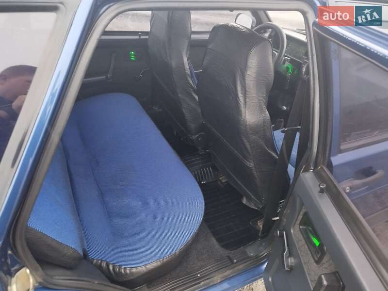Седан ВАЗ / Lada 21099 2005 в Славянске