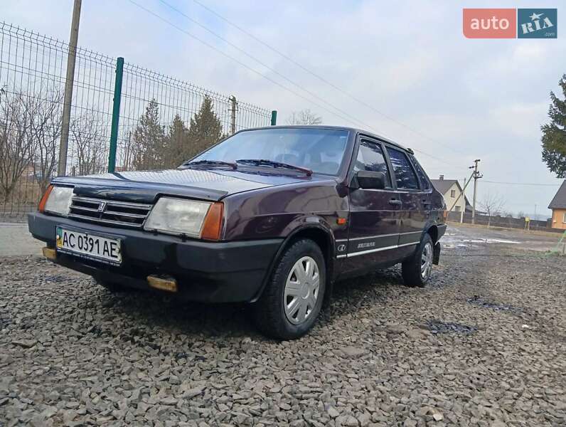 Седан ВАЗ / Lada 21099 2000 в Ратным