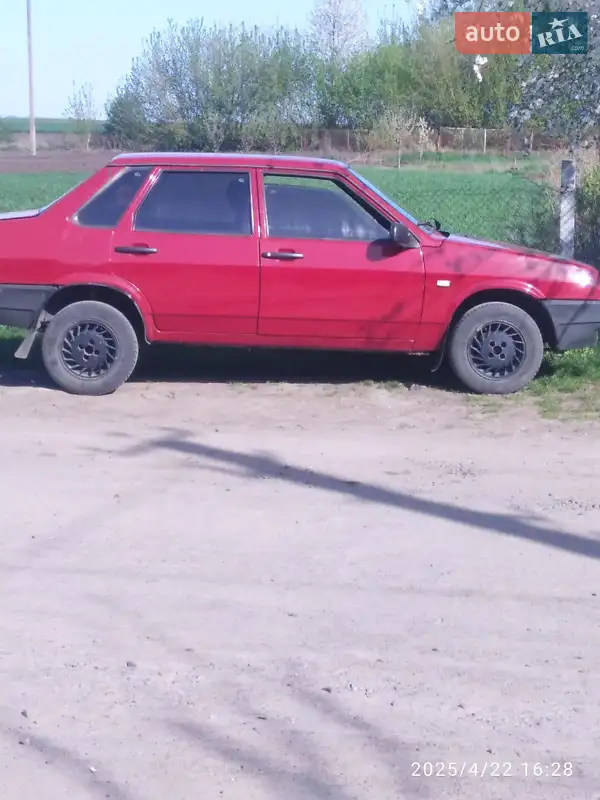 ВАЗ / Lada 21099