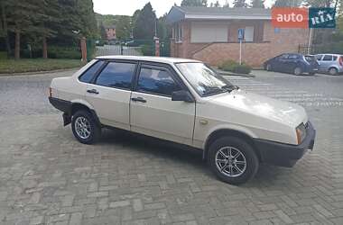 Седан ВАЗ 21099 1992 в 
