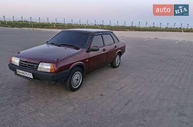 Седан ВАЗ 21099 2006 в Авангарді