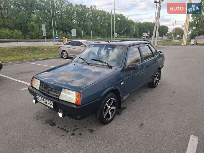 Седан ВАЗ 21099 1999 в 