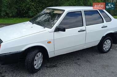 Седан ВАЗ 21099 2002 в 