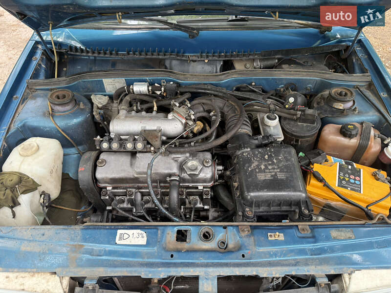 Седан ВАЗ / Lada 21099 2000 в Запорожье