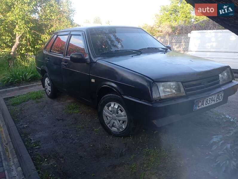 Седан ВАЗ 21099 2005 в 