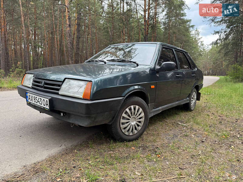 Седан ВАЗ / Lada 21099 2005 в Краснокутську
