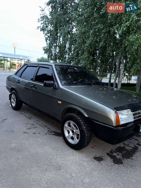 Седан ВАЗ / Lada 21099 2002 в Біляївці