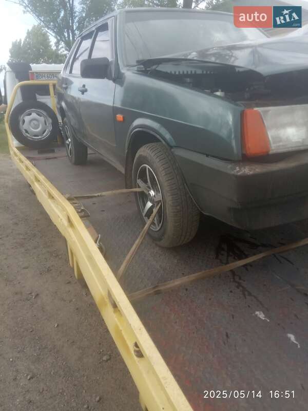 Седан ВАЗ / Lada 21099 2004 в Болграді