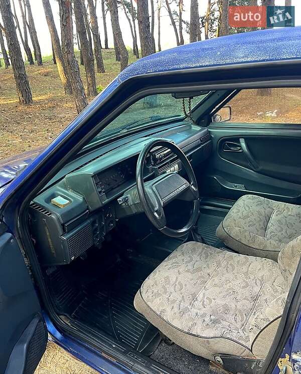 Седан ВАЗ / Lada 21099 2003 в Харькове