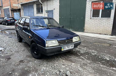 Седан ВАЗ 21099 2004 в 