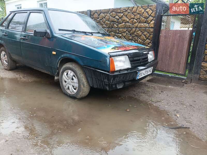 Седан ВАЗ / Lada 21099 1999 в Славуті
