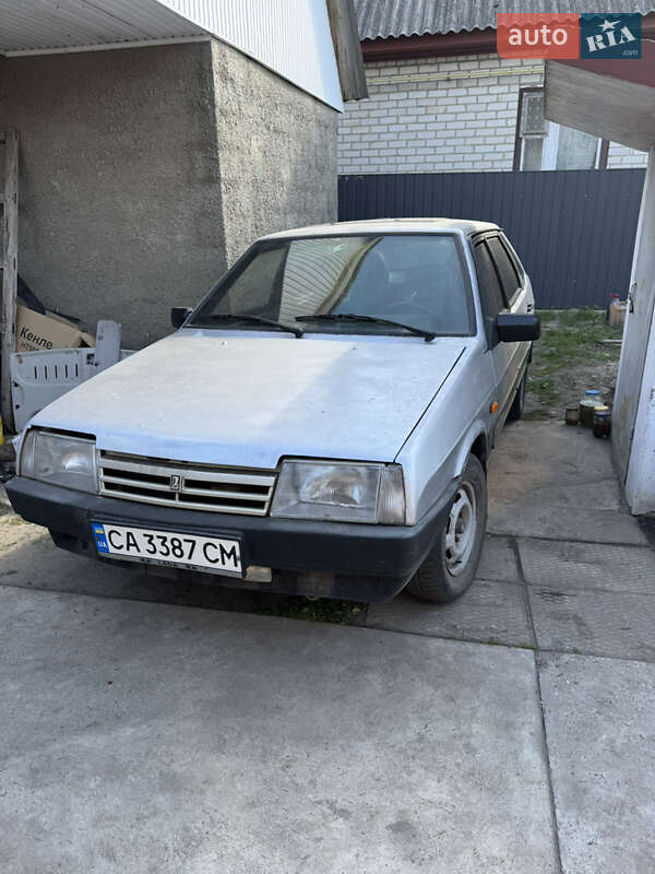 Седан ВАЗ / Lada 21099 1995 в Черкасах