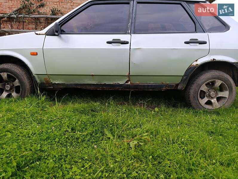 Седан ВАЗ / Lada 21099 2002 в Самборі