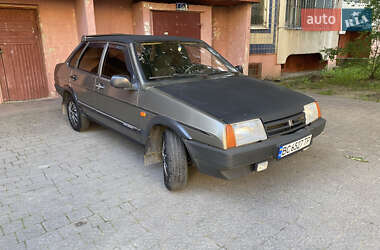 Седан ВАЗ / Lada 21099 2001 в Львове
