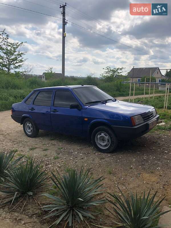 Седан ВАЗ / Lada 21099 2008 в Херсоне
