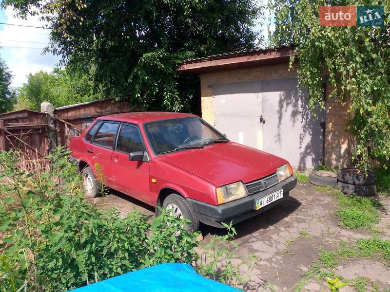 Седан ВАЗ / Lada 21099 1995 в Киеве