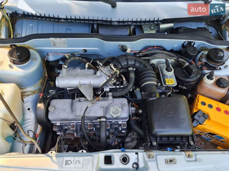 Седан ВАЗ / Lada 21099 2004 в Миргороде