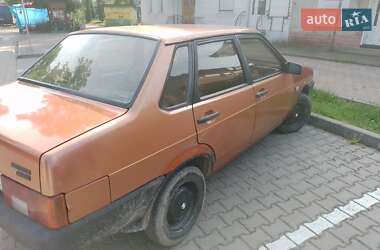 Седан ВАЗ 21099 1999 в Косове