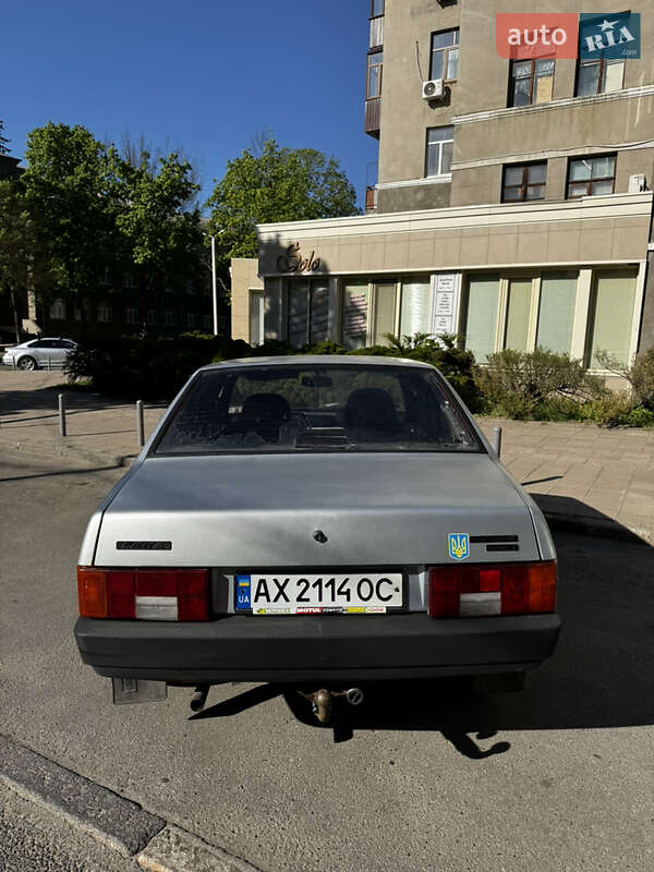 Седан ВАЗ / Lada 21099 2002 в Харкові