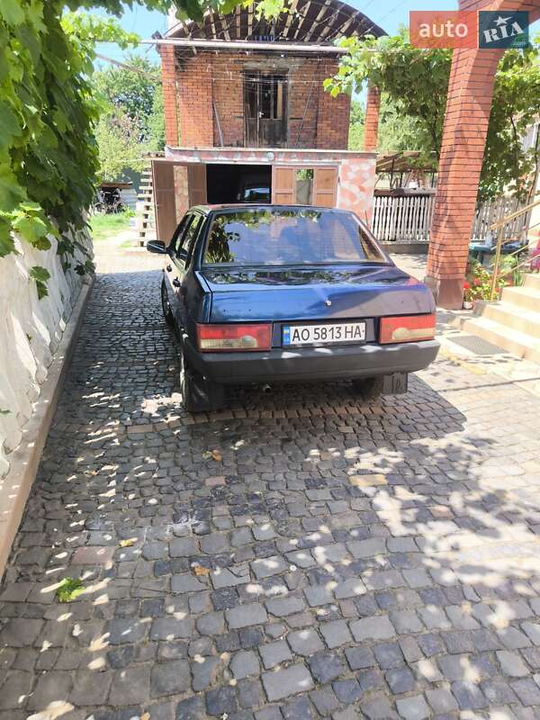 Седан ВАЗ / Lada 21099 2005 в Ужгороді