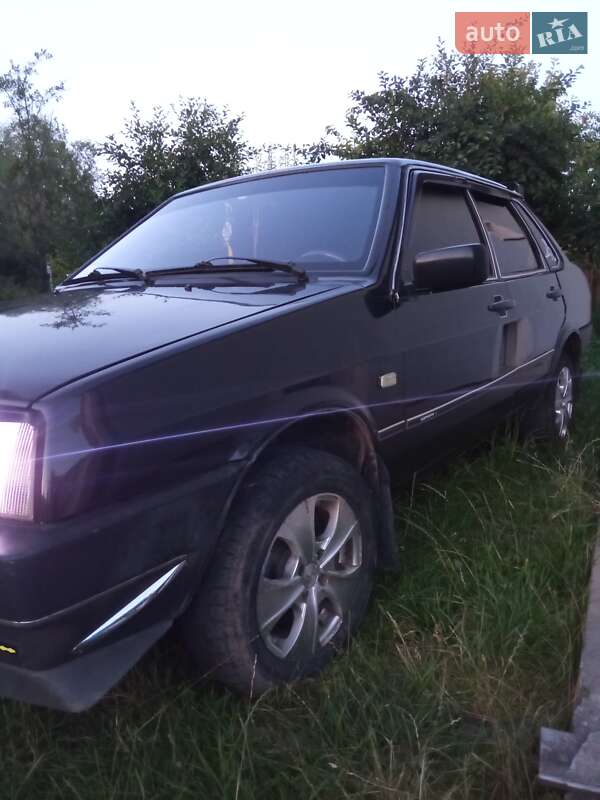 Седан ВАЗ / Lada 21099 2007 в Рудки