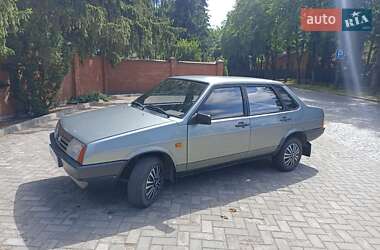 Седан ВАЗ 21099 1993 в Львові