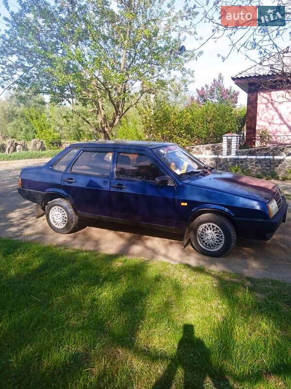 Седан ВАЗ 21099 1997 в 
