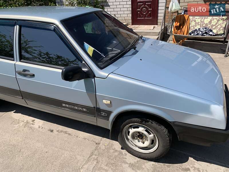 Седан ВАЗ / Lada 21099 2005 в Днепре