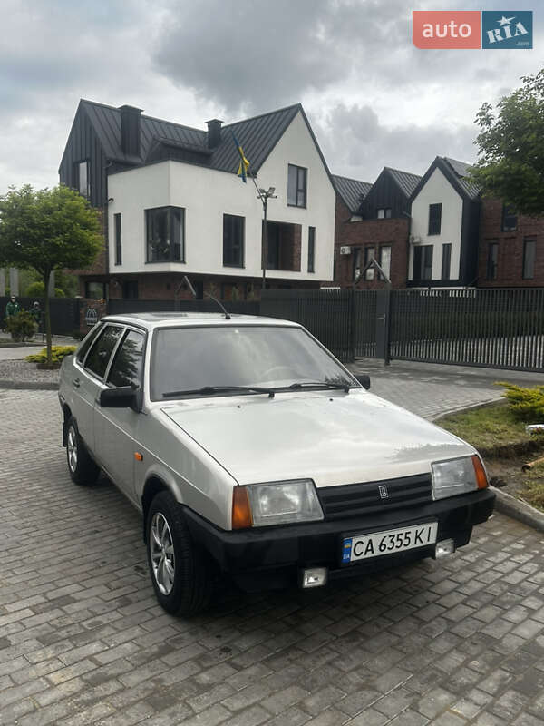 Седан ВАЗ / Lada 21099 2008 в Умани
