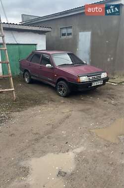 Седан ВАЗ 21099 2000 в 