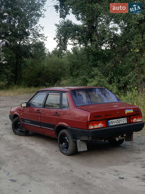 Седан ВАЗ / Lada 21099 1997 в Киеве