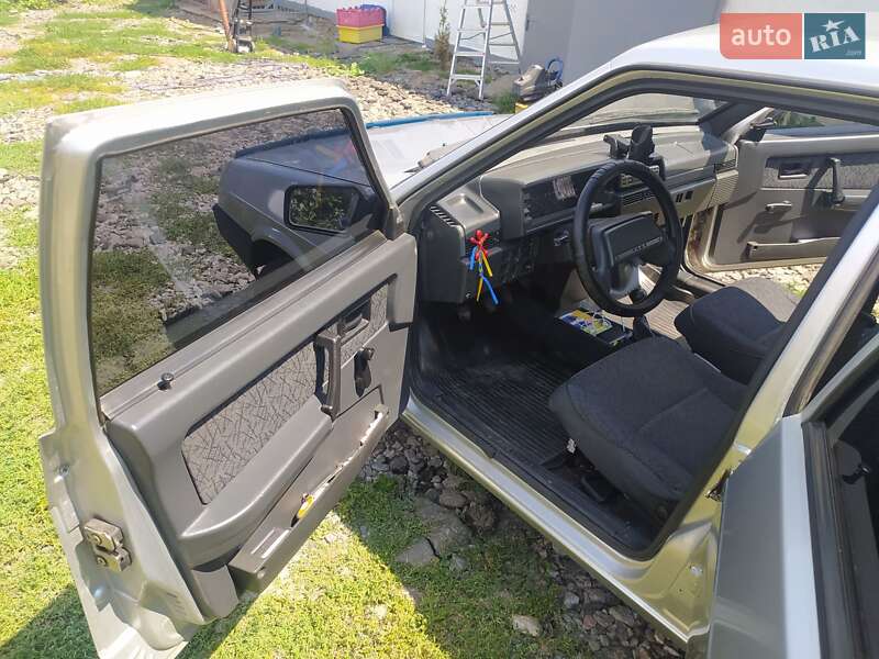 Седан ВАЗ / Lada 21099 2005 в Білій Церкві