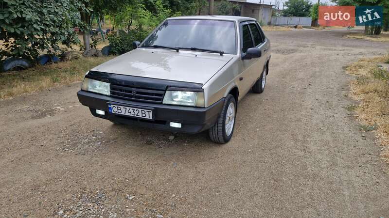 Седан ВАЗ / Lada 21099 1998 в Одессе