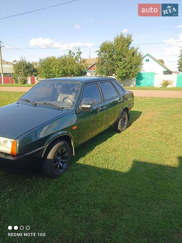 Седан ВАЗ / Lada 21099 2002 в Києві