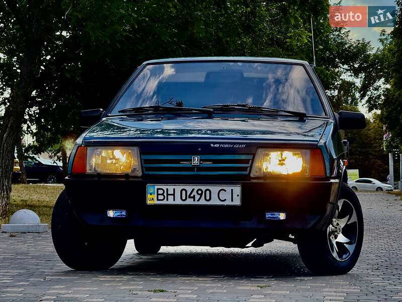 Седан ВАЗ / Lada 21099 1999 в Одессе