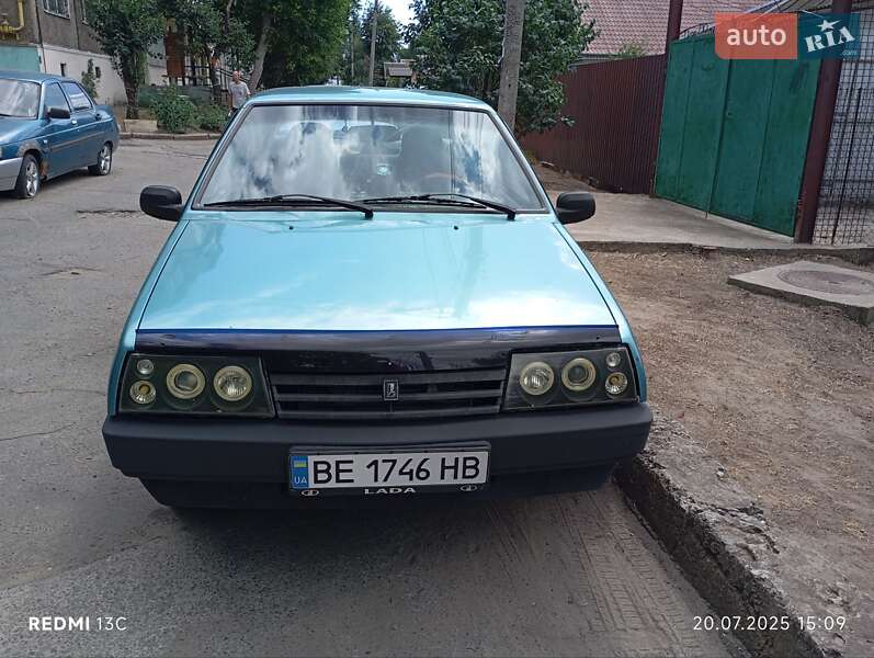 Седан ВАЗ / Lada 21099 1999 в Николаеве