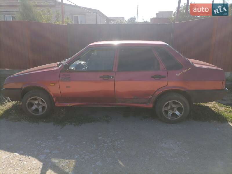 Седан ВАЗ / Lada 21099 1993 в Днепре