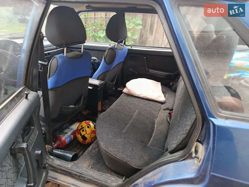 Седан ВАЗ / Lada 21099 2005 в Чернигове