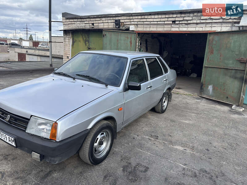 ВАЗ / Lada 21099 2002