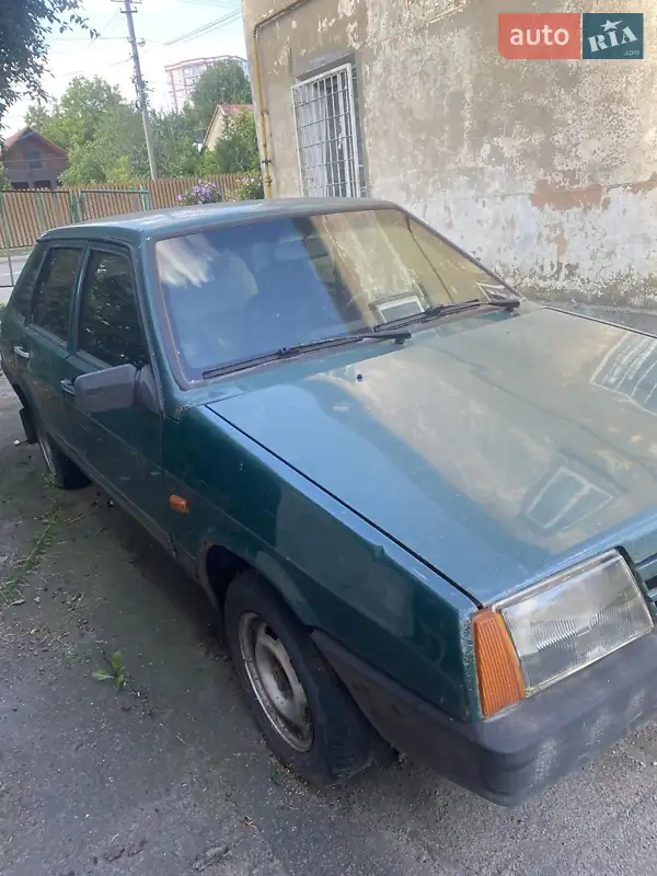 ВАЗ / Lada 21099